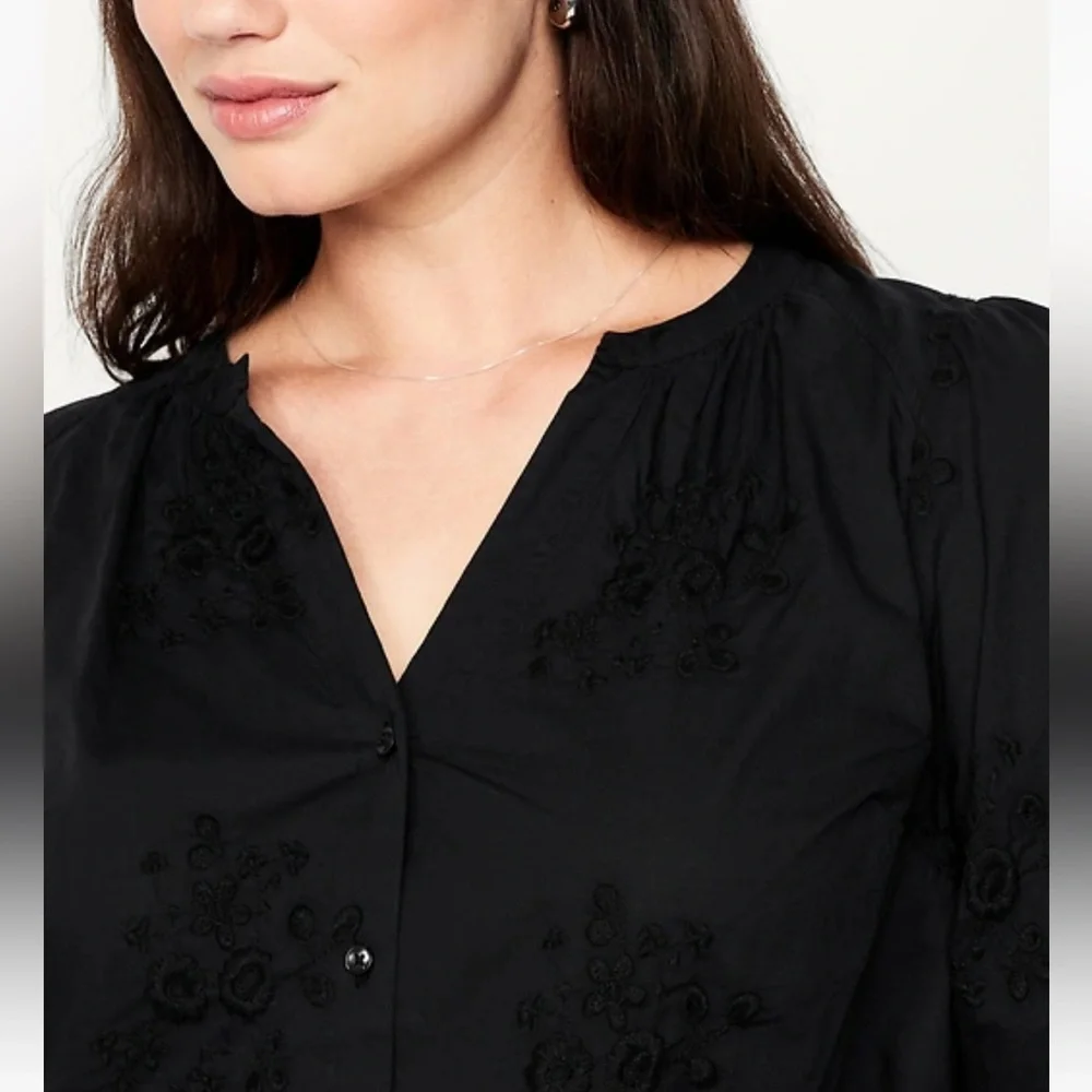 Old Navy NWT Button-Down Embroidered Top - Picture 3 of 5